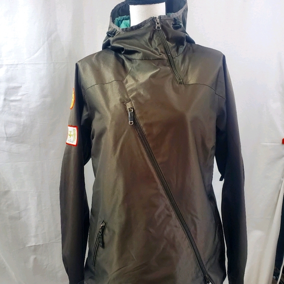 B by Burton snowboard jacket - Picture 2 of 11